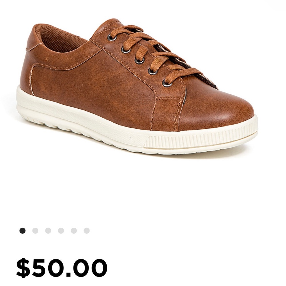 Deer Stags  Boy’s Kane  dress sneakers brown size 1,5